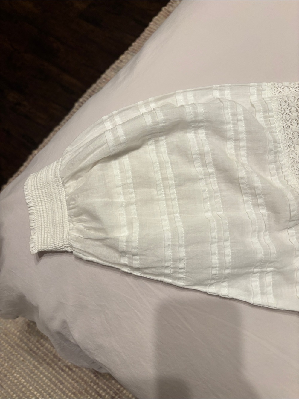 Mango white button down. Size M - Picture 5 of 8